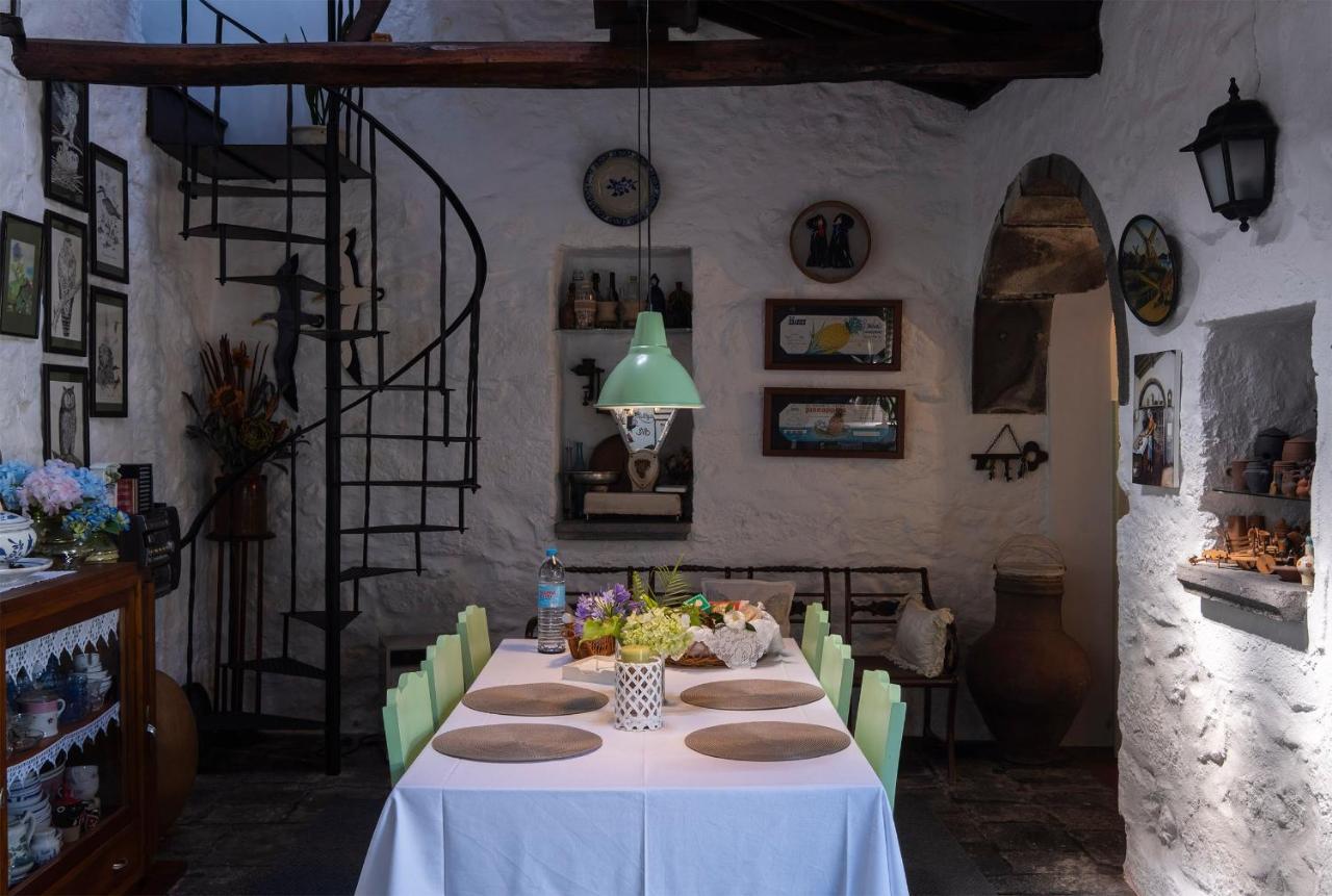 Casa Tradicional Da Vila ヴィラ・フランカ・ド・カンポ エクステリア 写真