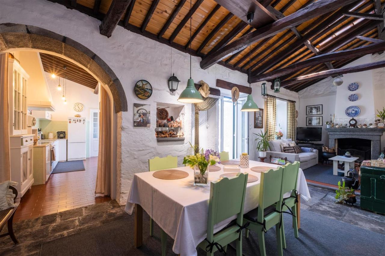 Casa Tradicional Da Vila ヴィラ・フランカ・ド・カンポ エクステリア 写真